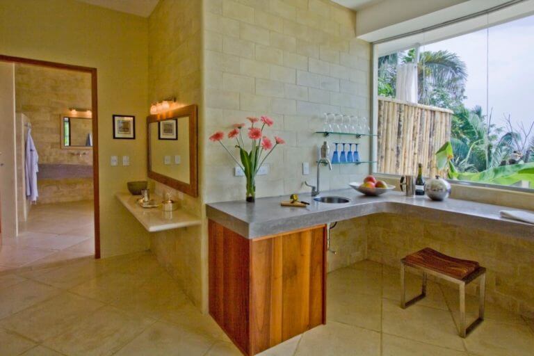 MA 05 - 70 Casa Fantastica Lower Level Master Bedroom